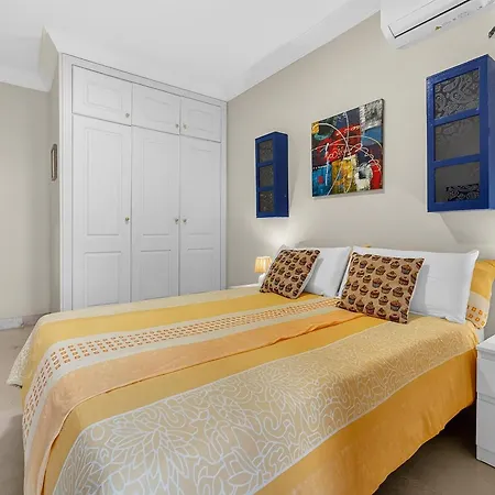 Duque Dream 5 Bedroom Апартаменты Адехе